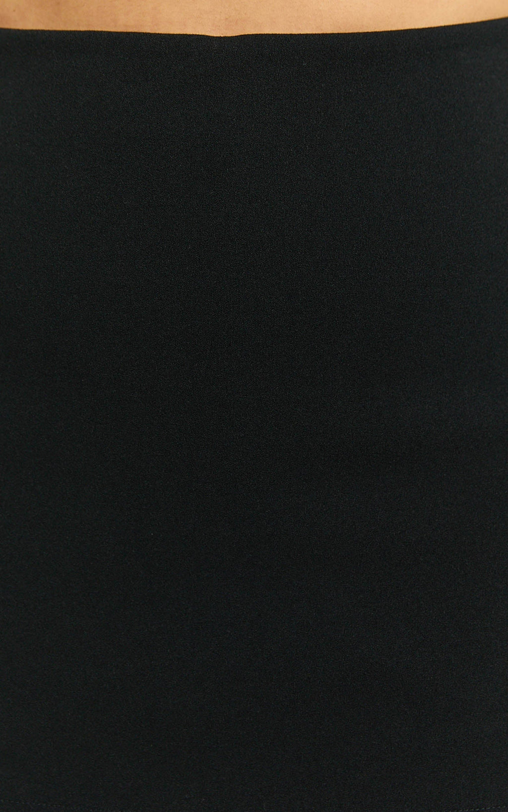 Lupe Mini Skort - Bodycon Workwear Skort in Black