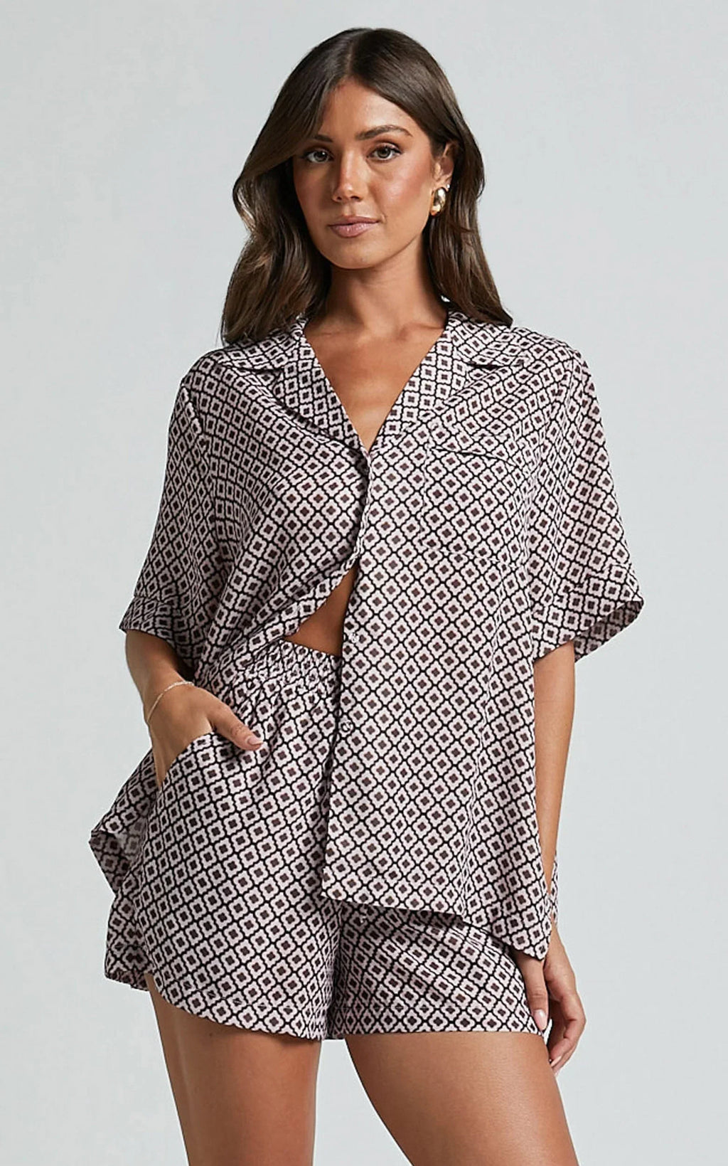 Brunita Shorts - High Waisted Tie Shorts in Moroccan Geo print