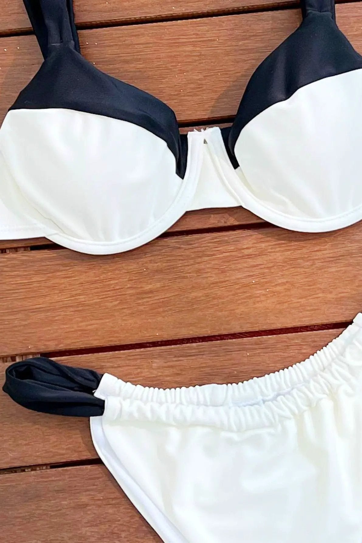 Sexy White Black Wired Push-Up Top Ruched Cheeky Bikini 2Pc Swimsuit Set