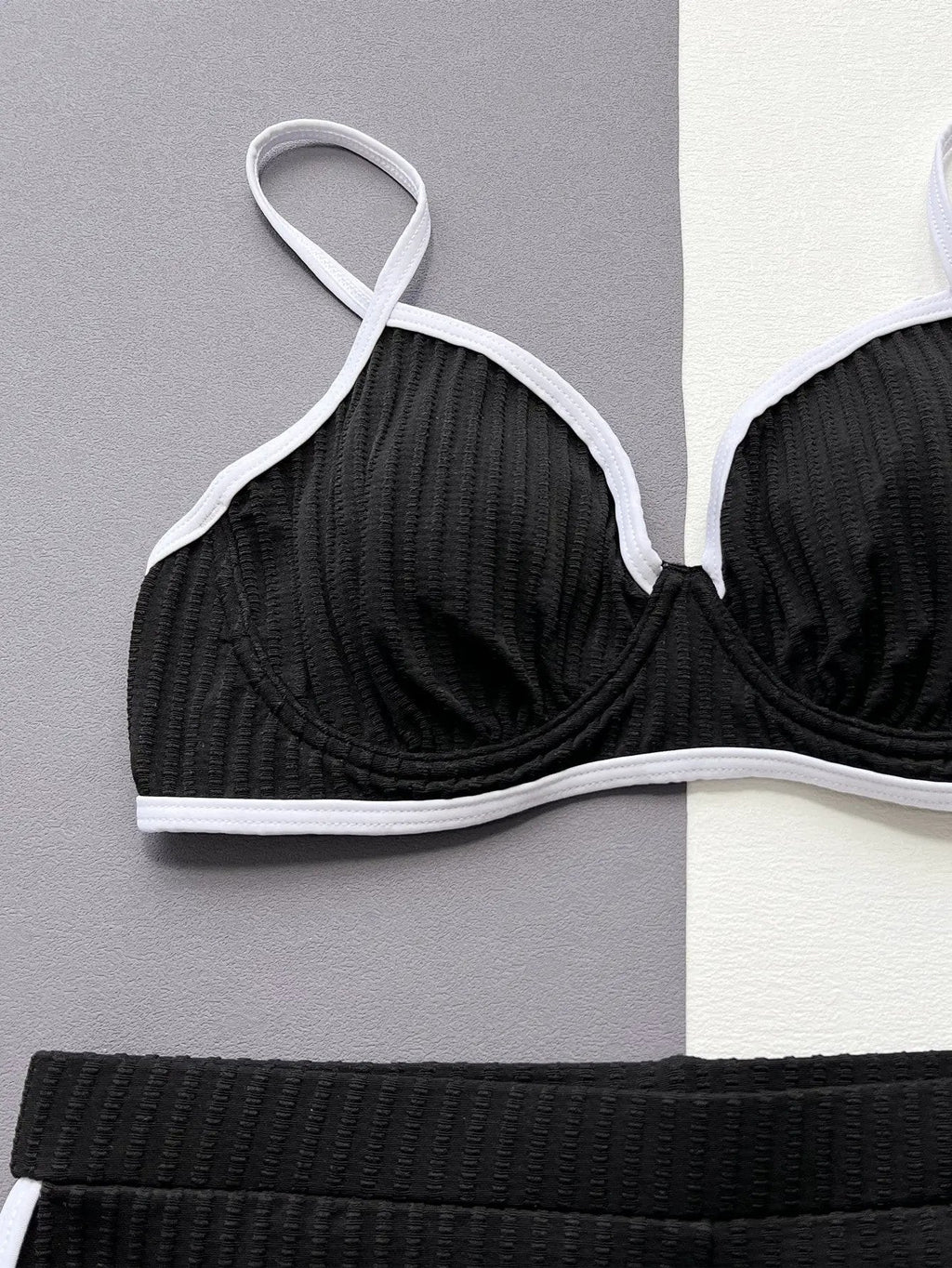 Black Textured Fabric Wired Push-Up Top Booty Shorts Sexy Swimsuit Set